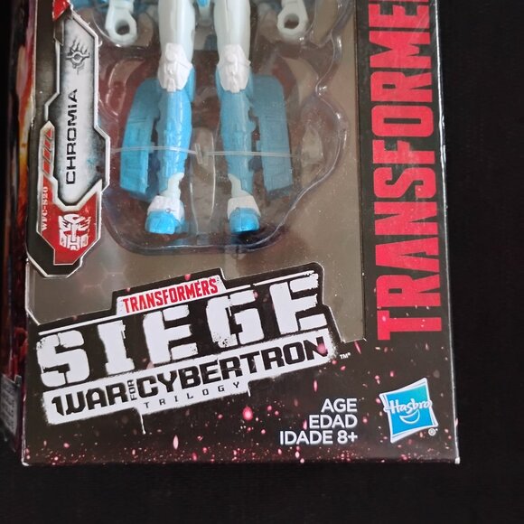 Transformers War for Cybertron Trilogy Siege Chromia Deluxe Class Action Figure - Picture 3 of 5